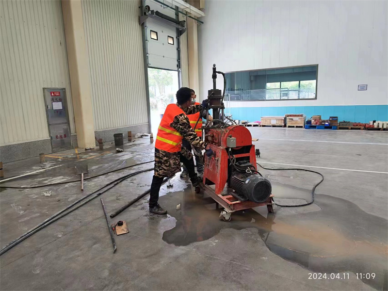 铁西厂房地面下沉塌陷注浆加固施工